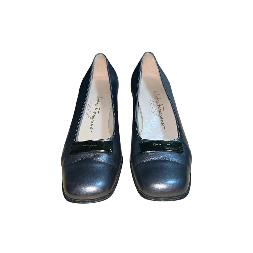 Salvatore Ferragamo Pumps Women 8.5 Metallic Pewter Square Toe Block Heel Italy